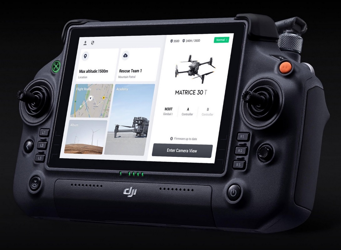 DJI RC Plus mit Blick auf Pilot 2 App