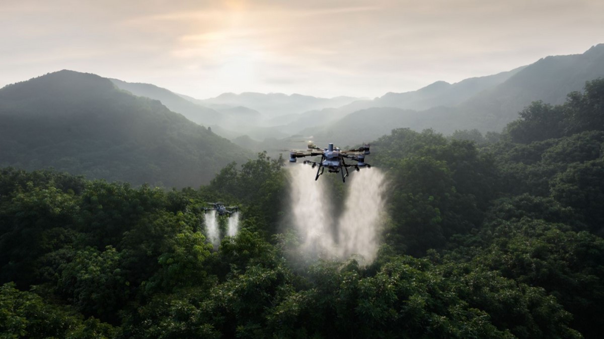 DJI AGRAS T100