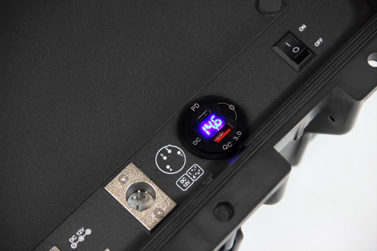 FEELWORLD 21,5" 1000 cdm² Feld-Monitor-Koffer