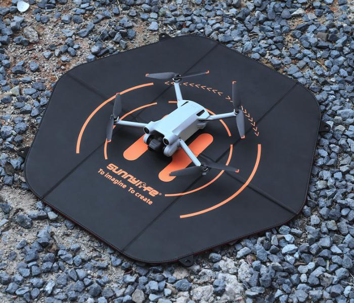 DP | Drohnen Landeplatz / Startplatz / Landepad mit Erdspieß - 60 cm, Ansicht schwarz Seite