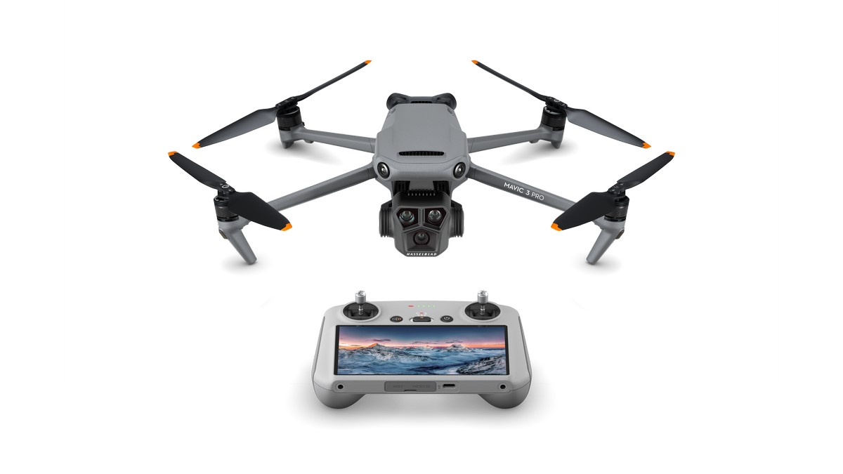 DJI Mavic 3 Pro Fly More Combo mit DJI RC