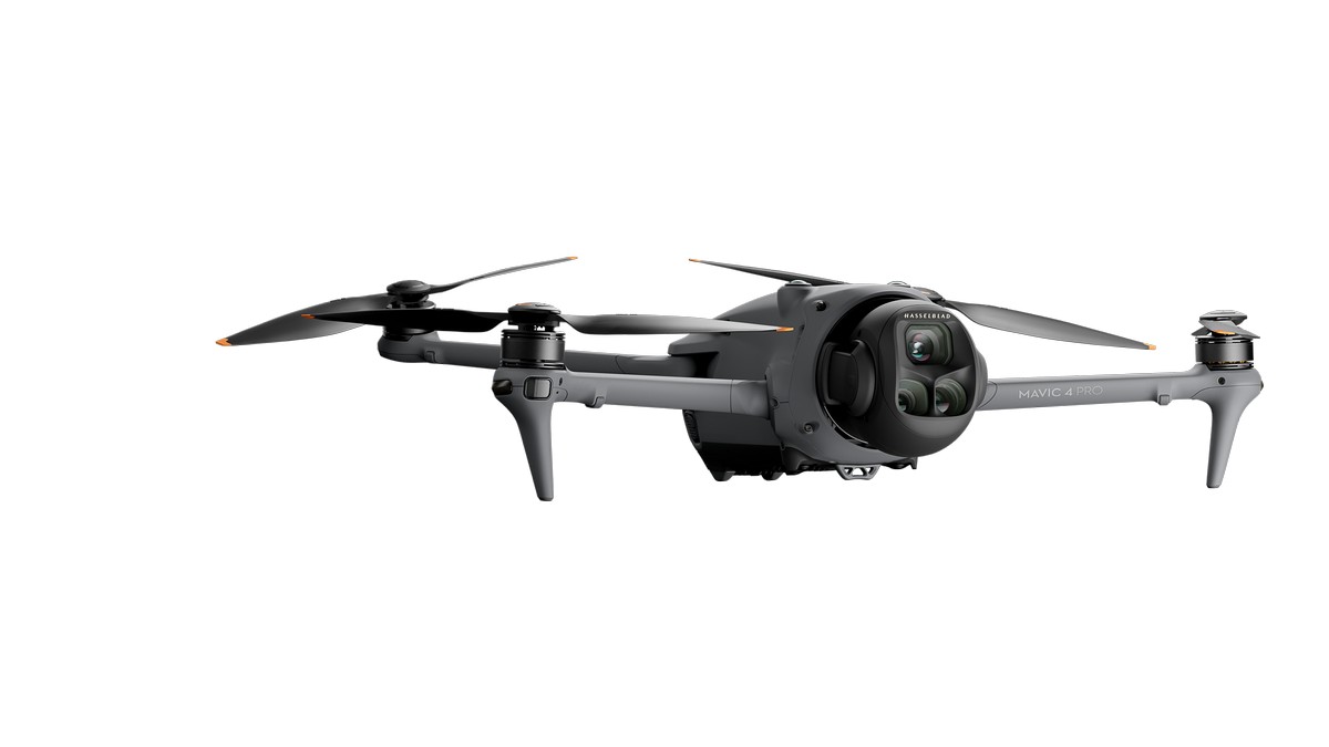 DJI Mavic 4 - Ansicht leicht rechts