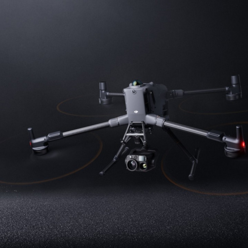 DJI Matrice M400 | (ohne Ladestation, Akkus / inkl. 12 Monate DJI Care Enterprise Plus)