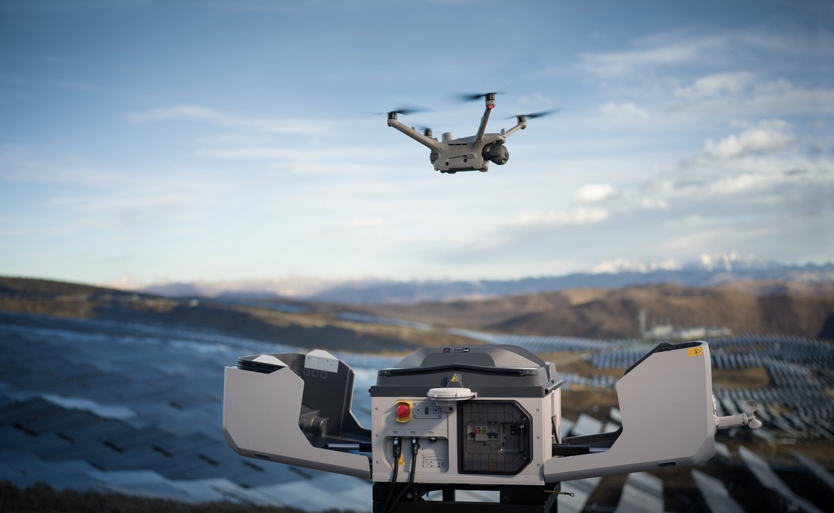 DJI Dock 3 - Matrice im Flug